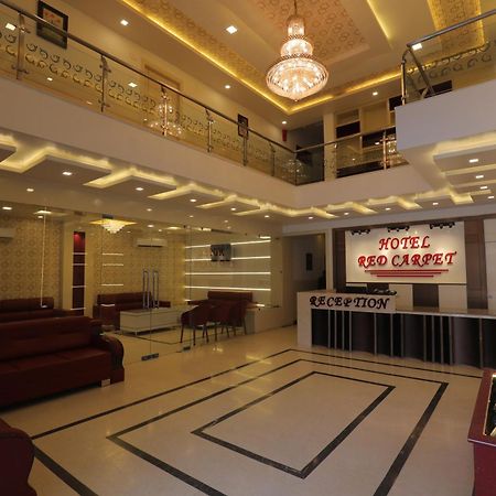 Hotel Red Carpet Tājganj المظهر الخارجي الصورة