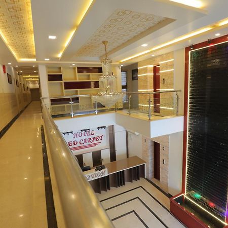 Hotel Red Carpet Tājganj المظهر الخارجي الصورة